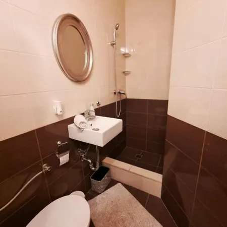 Oliva Rab Apartament *