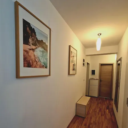 Oliva Rab Apartament *