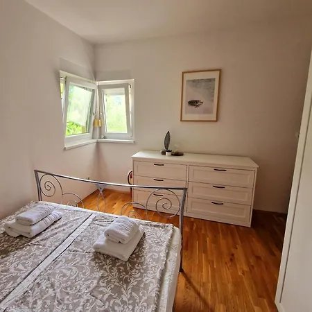 Oliva Rab Apartamento